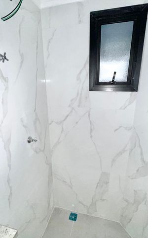 Apartamento à venda com 45m², 2 quartos e 1 vaga Apartamento à venda com 45m², 2 quartos e 1 vagaBanheiro