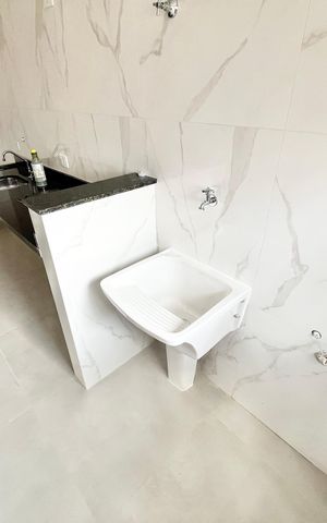 Apartamento para alugar com 45m², 2 quartos e 1 vaga Apartamento para alugar com 45m², 2 quartos e 1 vagaCozinha e Área de Serviço