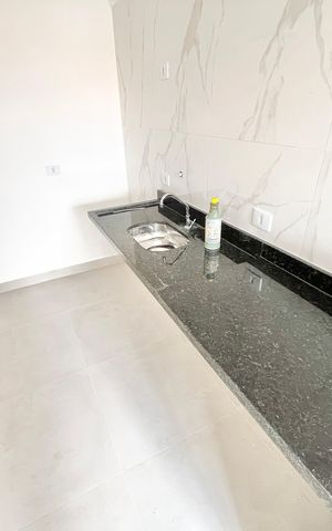 Apartamento para alugar com 45m², 2 quartos e 1 vaga Apartamento para alugar com 45m², 2 quartos e 1 vagaCozinha e Área de Serviço