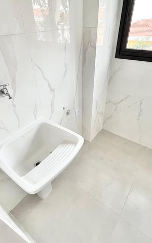 Apartamento para alugar com 45m², 2 quartos e 1 vaga Apartamento para alugar com 45m², 2 quartos e 1 vagaCozinha e Área de Serviço
