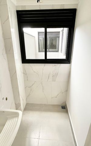 Apartamento para alugar com 40m², 2 quartos e sem vaga Apartamento para alugar com 40m², 2 quartos e sem vagaCozinha e Área de Serviço