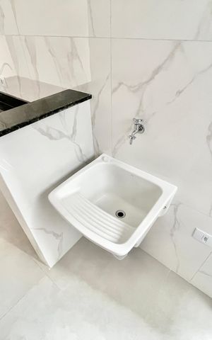 Apartamento para alugar com 40m², 2 quartos e sem vaga Apartamento para alugar com 40m², 2 quartos e sem vagaCozinha e Área de Serviço
