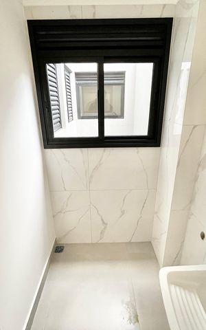 Apartamento à venda com 40m², 2 quartos e sem vaga Apartamento à venda com 40m², 2 quartos e sem vagaCozinha e Área de Serviço