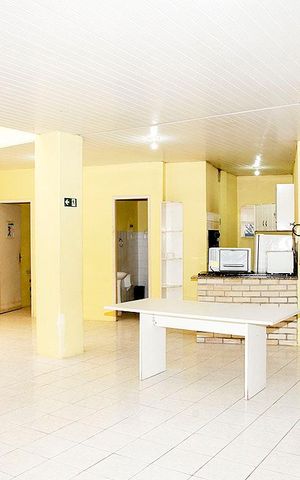 Apartamento à venda com 65m², 2 quartos e sem vagaÁrea Comum - Salão de Festas