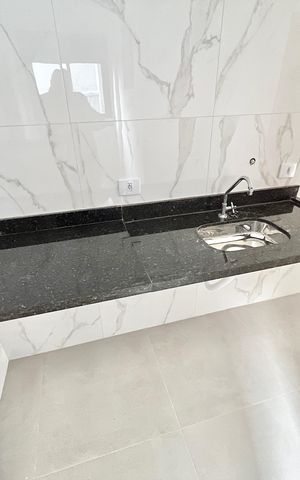 Apartamento à venda com 45m², 2 quartos e 1 vaga Apartamento à venda com 45m², 2 quartos e 1 vagaCozinha e Área de Serviço