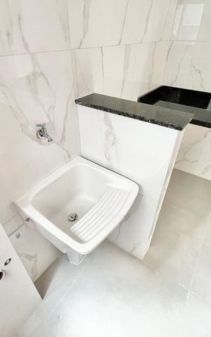 Apartamento à venda com 45m², 2 quartos e 1 vaga Apartamento à venda com 45m², 2 quartos e 1 vagaCozinha e Área de Serviço