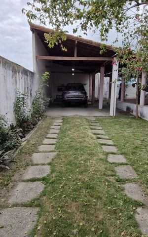 Casa para alugar com 205m², 3 quartos e 4 vagas Casa para alugar com 205m², 3 quartos e 4 vagasÁrea externa