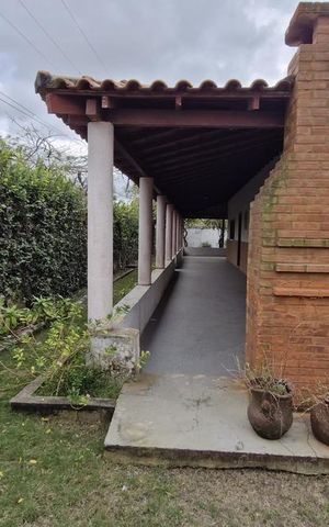 Casa para alugar com 205m², 3 quartos e 4 vagas Casa para alugar com 205m², 3 quartos e 4 vagasÁrea externa