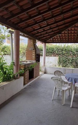 Casa para alugar com 205m², 3 quartos e 4 vagas Casa para alugar com 205m², 3 quartos e 4 vagasÁrea externa