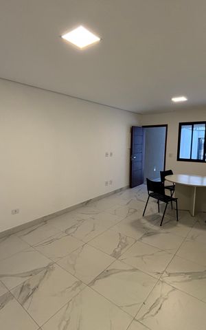 Casa à venda com 125m², 3 quartos e 2 vagas Casa à venda com 125m², 3 quartos e 2 vagasSala