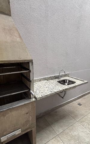Casa à venda com 125m², 3 quartos e 2 vagas Casa à venda com 125m², 3 quartos e 2 vagasChurrasqueira