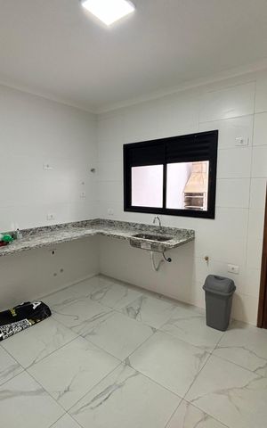 Casa à venda com 125m², 3 quartos e 2 vagas Casa à venda com 125m², 3 quartos e 2 vagasCozinha