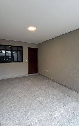 Casa à venda com 125m², 3 quartos e 2 vagas Casa à venda com 125m², 3 quartos e 2 vagasGaragem