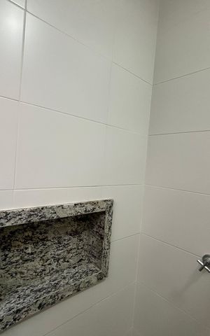 Casa à venda com 125m², 3 quartos e 2 vagas Casa à venda com 125m², 3 quartos e 2 vagasBanheiro 1