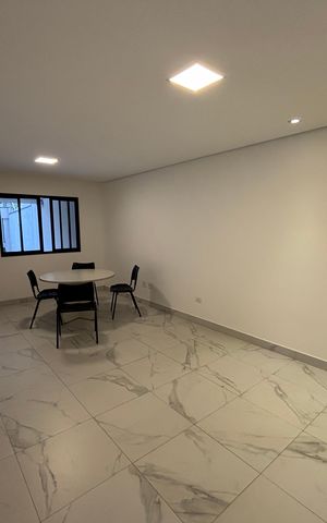 Casa à venda com 125m², 3 quartos e 2 vagas Casa à venda com 125m², 3 quartos e 2 vagasSala
