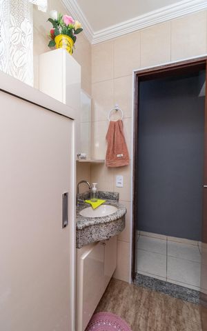 Casa à venda com 146m², 3 quartos e 2 vagas Casa à venda com 146m², 3 quartos e 2 vagasLavado