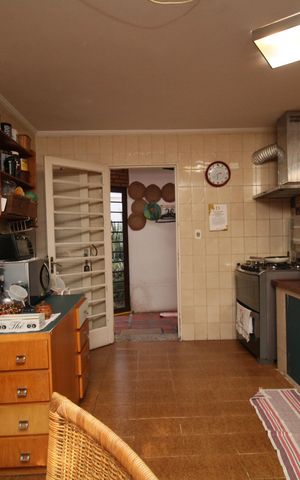 Casa à venda com 264m², 3 quartos e 2 vagasCozinha