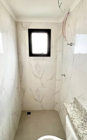 Apartamento à venda com 45m², 2 quartos e 1 vaga Apartamento à venda com 45m², 2 quartos e 1 vagaBanheiro