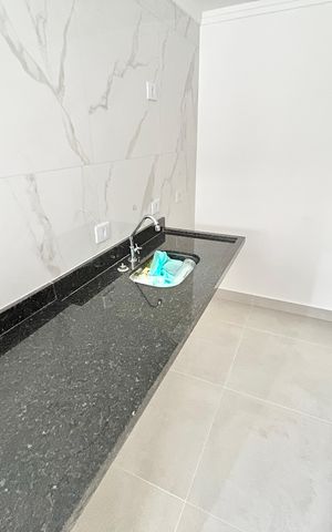 Apartamento para alugar com 40m², 2 quartos e sem vaga Apartamento para alugar com 40m², 2 quartos e sem vagaCozinha e Área de Serviço