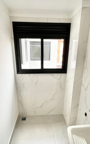 Apartamento à venda com 40m², 2 quartos e sem vaga Apartamento à venda com 40m², 2 quartos e sem vagaCozinha e Área de Serviço