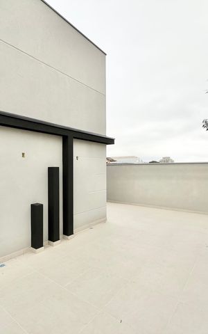 Apartamento à venda com 48m², 2 quartos e 1 vaga Apartamento à venda com 48m², 2 quartos e 1 vagaVaranda