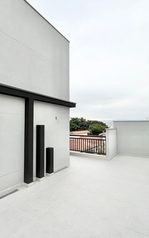 Apartamento à venda com 48m², 2 quartos e 1 vaga Apartamento à venda com 48m², 2 quartos e 1 vagaVaranda
