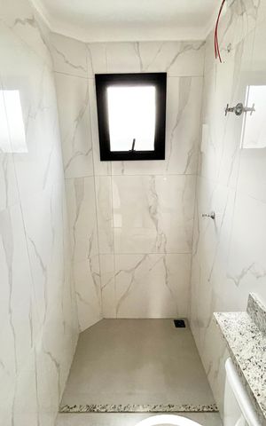 Apartamento à venda com 48m², 2 quartos e 1 vaga Apartamento à venda com 48m², 2 quartos e 1 vagaBanheiro da Suíte