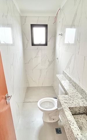 Apartamento à venda com 48m², 2 quartos e 1 vaga Apartamento à venda com 48m², 2 quartos e 1 vagaBanheiro