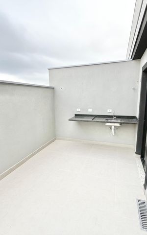 Apartamento à venda com 48m², 2 quartos e 1 vaga Apartamento à venda com 48m², 2 quartos e 1 vagaVaranda