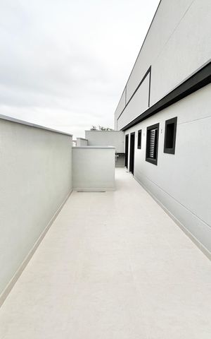 Apartamento à venda com 48m², 2 quartos e 1 vaga Apartamento à venda com 48m², 2 quartos e 1 vagaVaranda