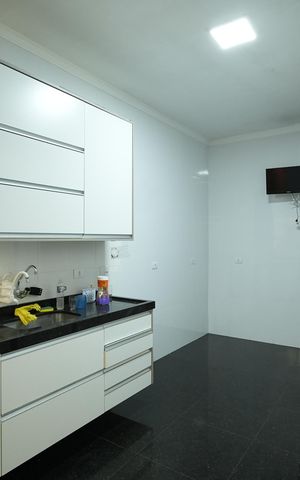 Casa para alugar com 300m², 5 quartos e 4 vagasCozinha
