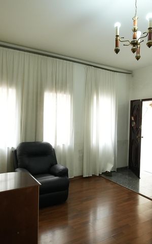 Casa para alugar com 300m², 5 quartos e 4 vagasSala