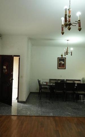 Casa para alugar com 300m², 5 quartos e 4 vagasSala
