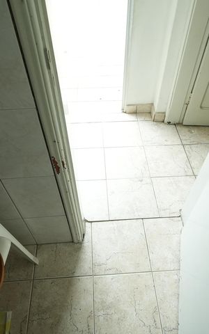 Casa para alugar com 300m², 5 quartos e 4 vagasBanheiro Social
