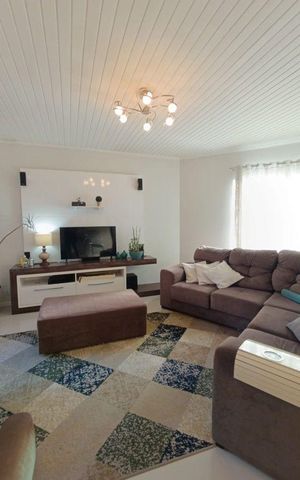 Casa para alugar com 248m², 3 quartos e 7 vagasSala
