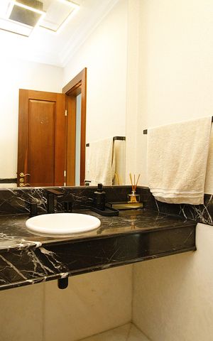 Casa à venda com 360m², 5 quartos e 3 vagasLavabo