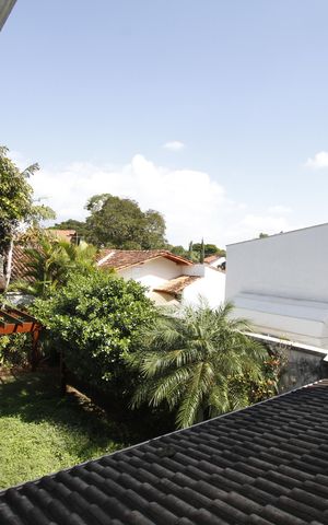 Casa à venda com 360m², 5 quartos e 3 vagasVista