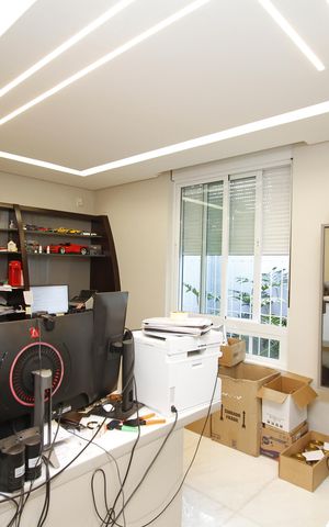 Casa à venda com 360m², 5 quartos e 3 vagasEscritório