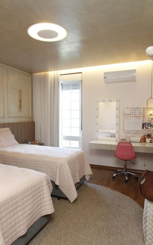 Casa à venda com 360m², 5 quartos e 3 vagasQuarto 2 - Suíte