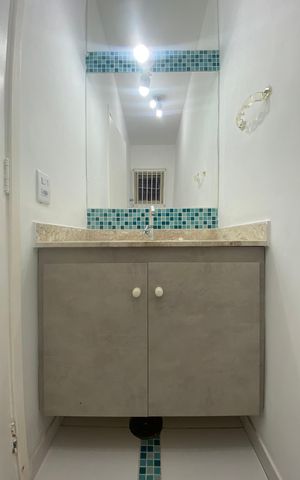 Casa de condomínio à venda com 144m², 2 quartos e 1 vaga Casa de condomínio à venda com 144m², 2 quartos e 1 vagaBanheiro 2