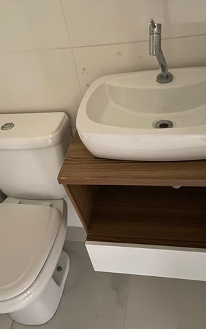 Casa de condomínio à venda com 144m², 2 quartos e 1 vaga Casa de condomínio à venda com 144m², 2 quartos e 1 vagaBanheiro