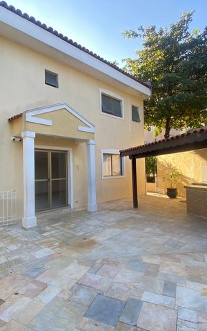 Casa de condomínio à venda com 144m², 2 quartos e 1 vaga Casa de condomínio à venda com 144m², 2 quartos e 1 vagaÁrea comum - Churrasqueira