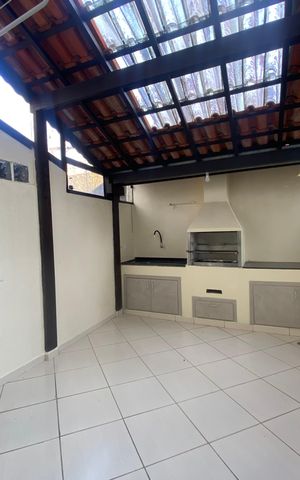 Casa de condomínio à venda com 144m², 2 quartos e 1 vaga Casa de condomínio à venda com 144m², 2 quartos e 1 vagaÁrea externa