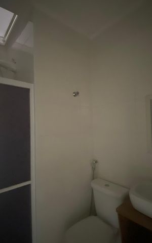 Casa de condomínio à venda com 144m², 2 quartos e 1 vaga Casa de condomínio à venda com 144m², 2 quartos e 1 vagaBanheiro