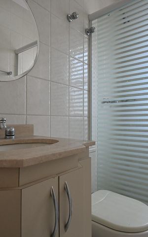 Apartamento à venda com 160m², 3 quartos e 3 vagasBanheiro