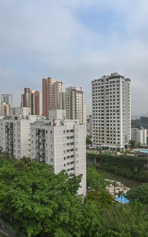 Apartamento à venda com 160m², 3 quartos e 3 vagasVista do Quarto 2