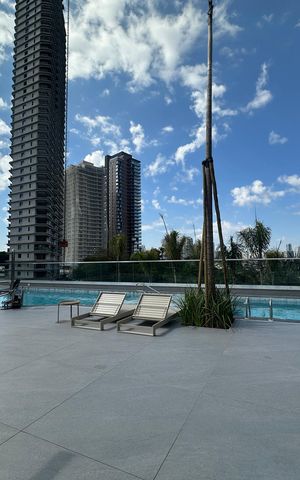 Apartamento à venda com 142m², 2 quartos e 3 vagas Apartamento à venda com 142m², 2 quartos e 3 vagasÁrea comum - Piscina