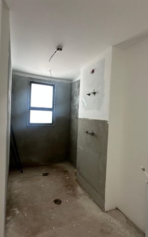 Apartamento à venda com 142m², 2 quartos e 3 vagas Apartamento à venda com 142m², 2 quartos e 3 vagasBanheiro da Suíte 2