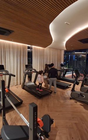 Apartamento à venda com 142m², 2 quartos e 3 vagas Apartamento à venda com 142m², 2 quartos e 3 vagasÁrea comum - Academia