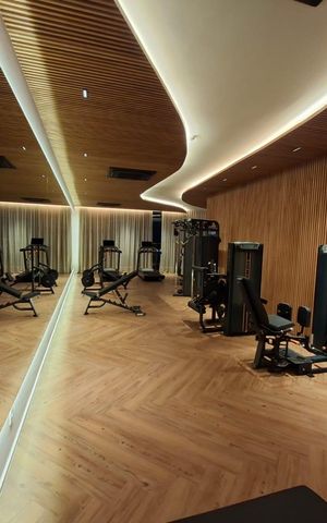 Apartamento à venda com 142m², 2 quartos e 3 vagas Apartamento à venda com 142m², 2 quartos e 3 vagasÁrea comum - Academia